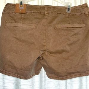 American eagle midi size 6 shorts